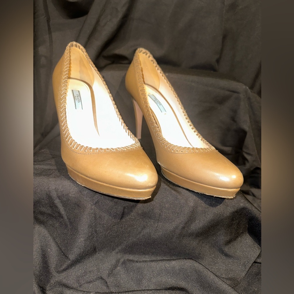 Prada heels. Light tan leather. Size 41.5
